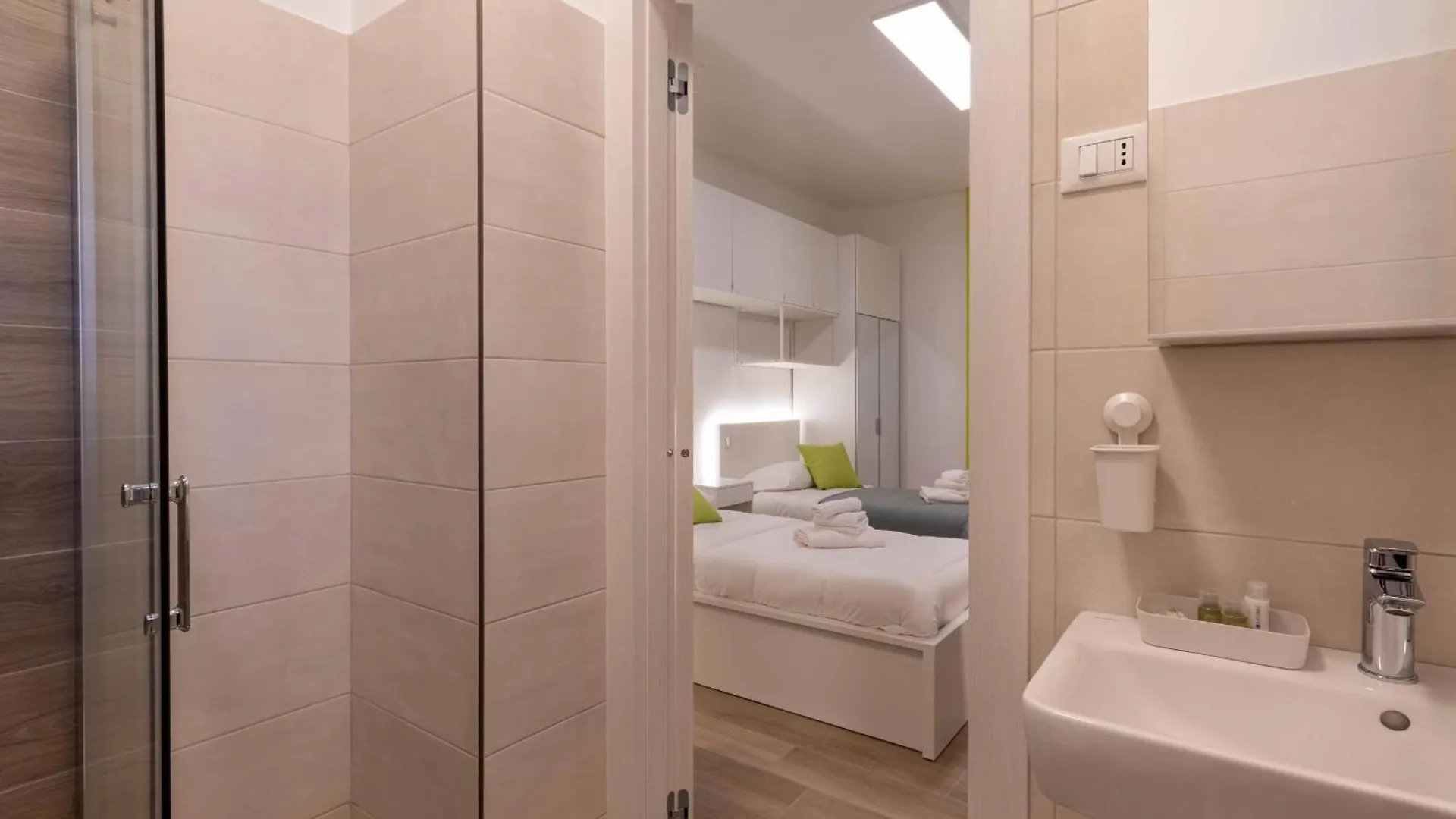 Locami Bi-Apartments Padova 0*,