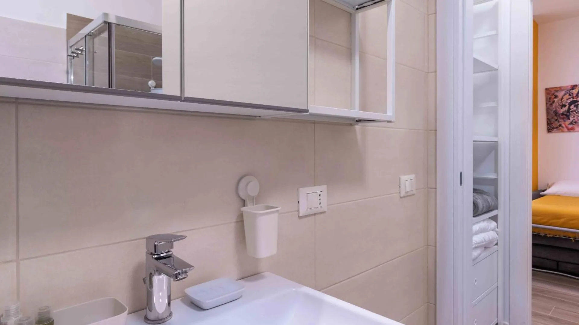Locami Bi-Apartments Padova 0*,