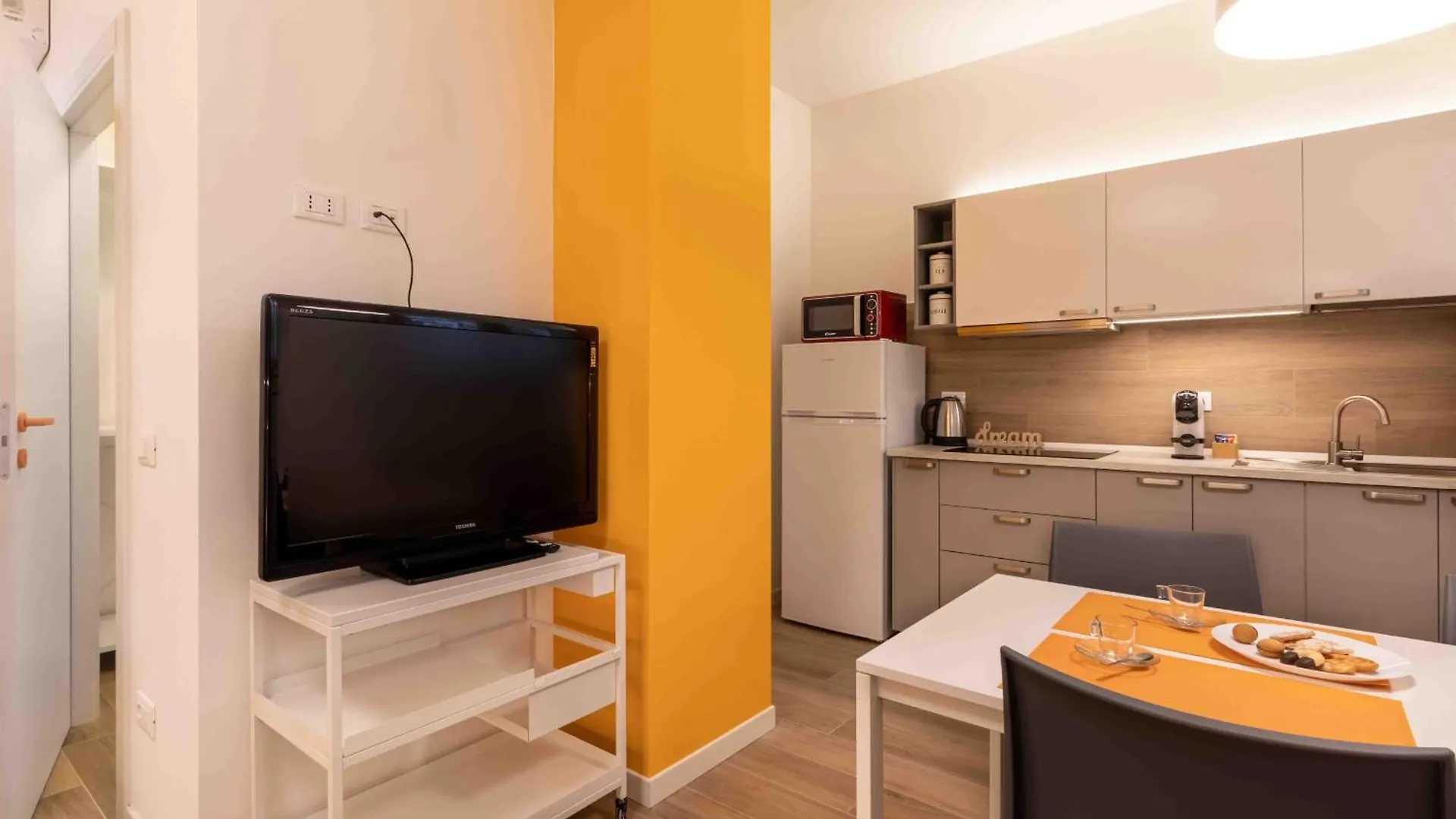 Locami Bi-Apartments Padova